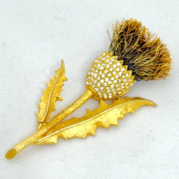 Rare Cadoro "Thistle" Brooch/Pin Gold Tone w/Clear Rhinestones - Signed - Picture 3 of 7